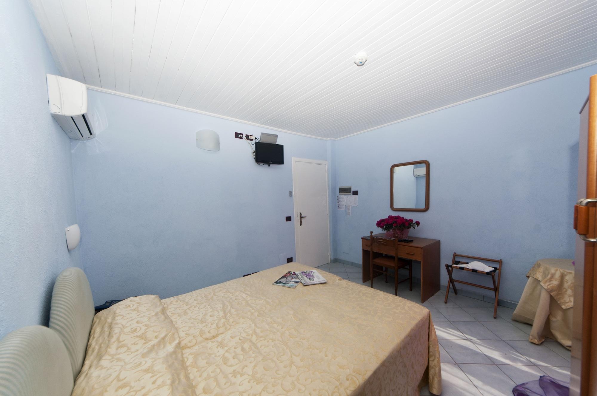 Franca Hotel 3*