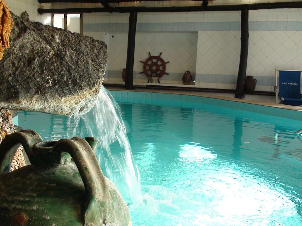 Franca Hotel 3*