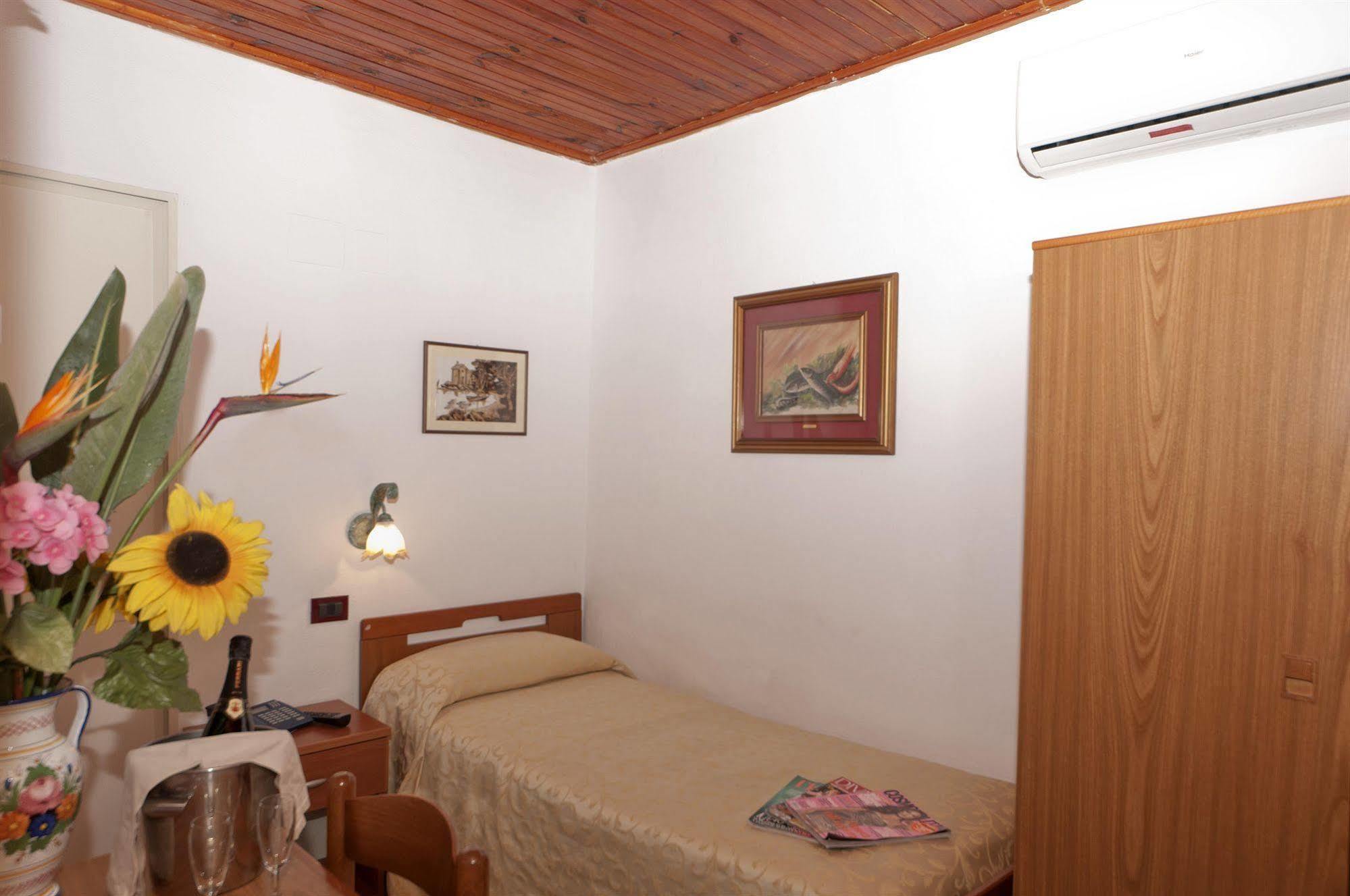 Franca 3* Forio di Ischia